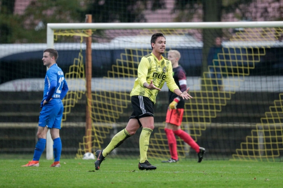 Weiter im Pokal !