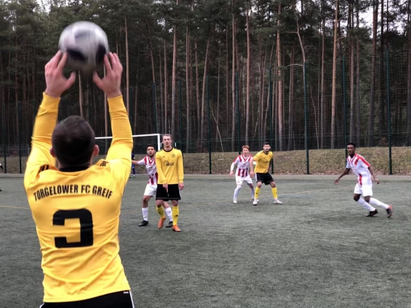 Heimsieg für Greifen (2:1) !